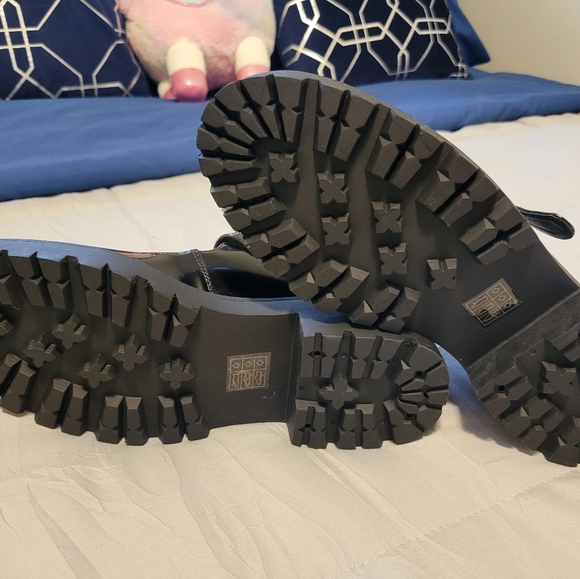 Paige T-Strap Mary Jane Shoe - Picture 2 of 4